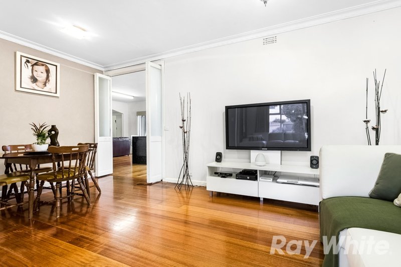 Photo - 1/55 Glencairn Street, Mulgrave VIC 3170 - Image 5