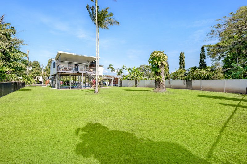 Photo - 155 Jensen Street, Whitfield QLD 4870 - Image 6