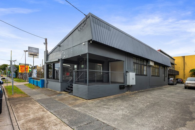 Photo - 1/55 Johnston Street, Southport QLD 4215 - Image 8