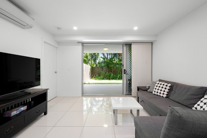 Photo - 1/55 Kates Street, Morningside QLD 4170 - Image 4