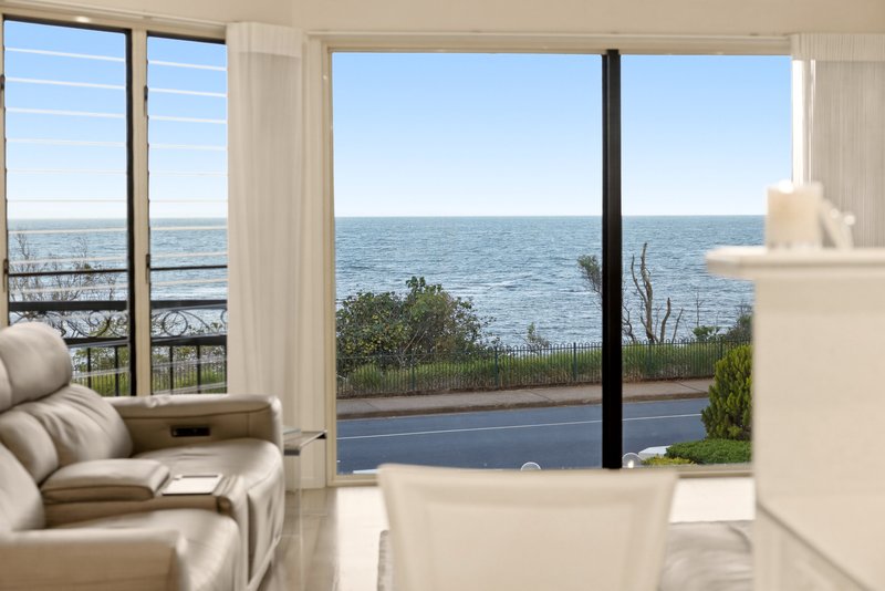 Photo - 155 Landsborough Avenue, Scarborough QLD 4020 - Image 14