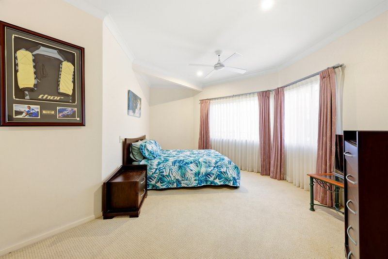 Photo - 155 Landsborough Avenue, Scarborough QLD 4020 - Image 17