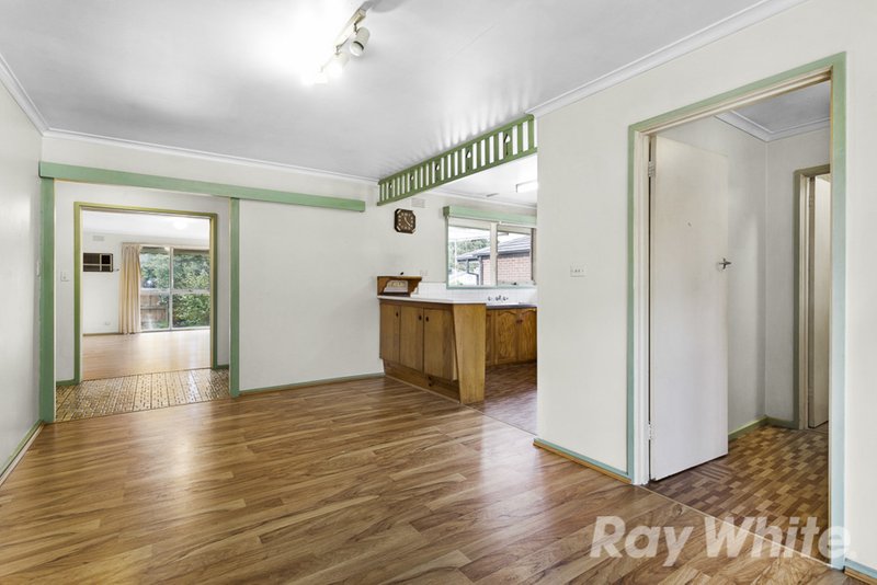 Photo - 155 Mahoneys Road, Forest Hill VIC 3131 - Image 4