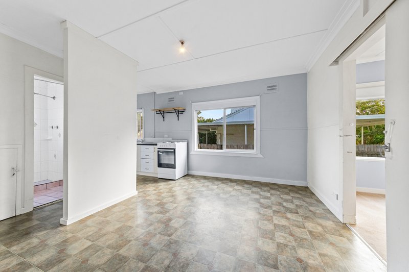 Photo - 155 Manoa Road, Halekulani NSW 2262 - Image 2