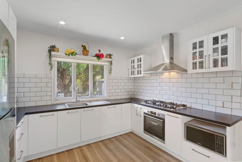 Photo - 155 Minimine Street, Stafford QLD 4053 - Image 2
