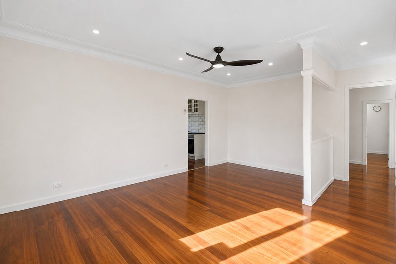 Photo - 155 Minimine Street, Stafford QLD 4053 - Image 3