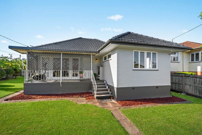 Photo - 155 Minimine Street, Stafford QLD 4053 - Image 8