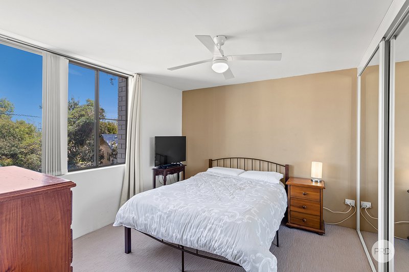 Photo - 15/5 Mitchell Street, Soldiers Point NSW 2317 - Image 11