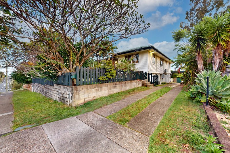 Photo - 155 Patricks Road, Ferny Hills QLD 4055 - Image 1