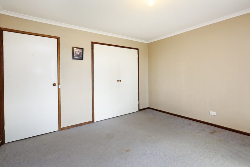 Photo - 155 Plantation Road, Corio VIC 3214 - Image 6