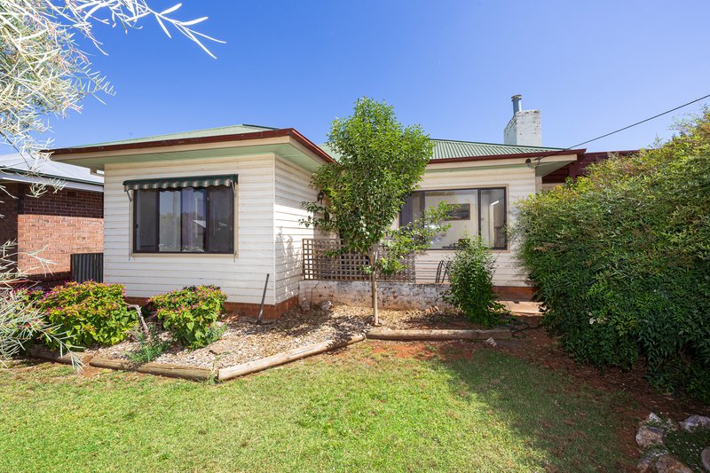 155 Polaris Street, Temora NSW 2666