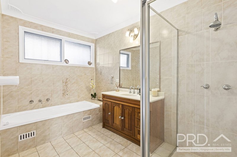 Photo - 155 Queens Road, Connells Point NSW 2221 - Image 9