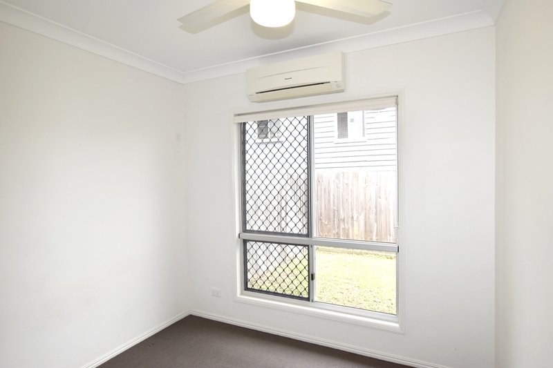 Photo - 1/55 Toolooa Street, South Gladstone QLD 4680 - Image 9