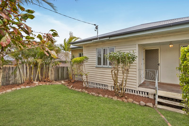 Photo - 155 Whitehill Road, Eastern Heights QLD 4305 - Image 3