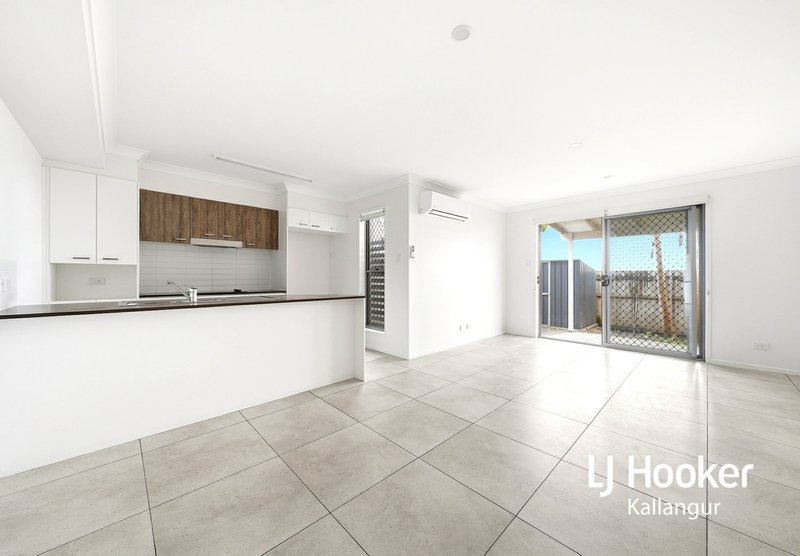 Photo - 15/51 James Edward Street, Richlands QLD 4077 - Image 2