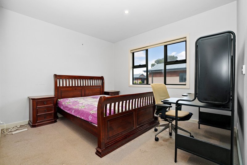 Photo - 15/520 Mitcham Road, Mitcham VIC 3132 - Image 3