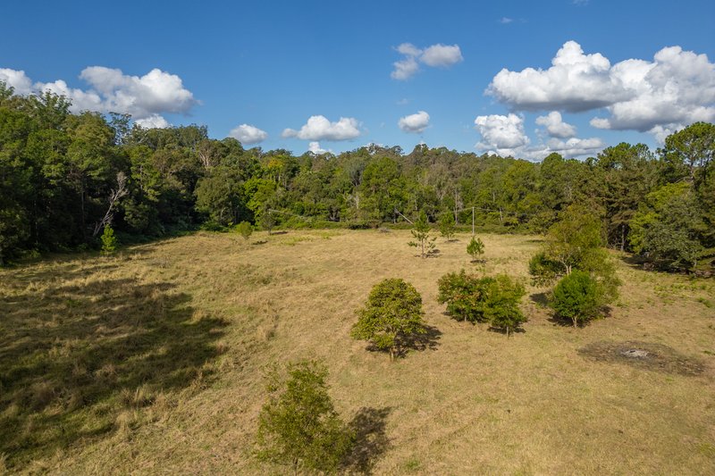 Photo - 1554 D'Aguilar Highway, Bracalba QLD 4512 - Image 28