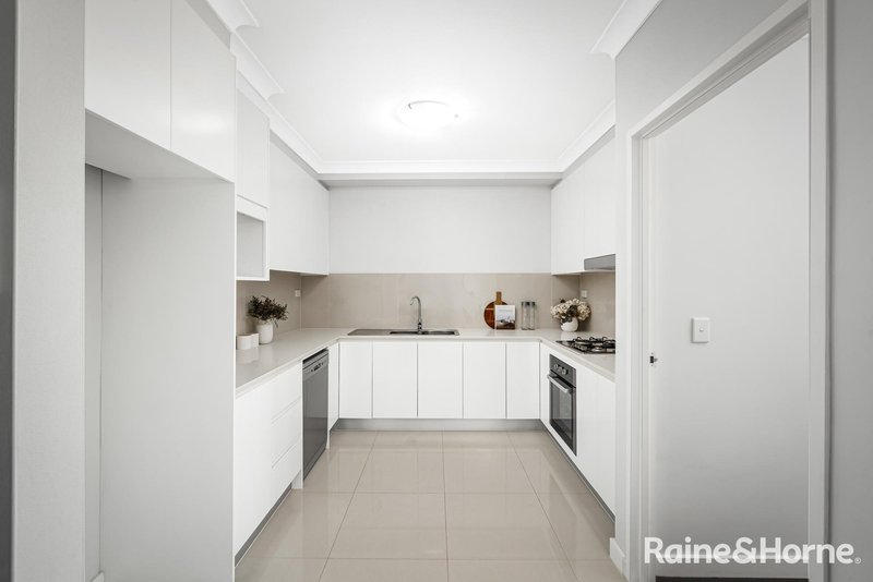 Photo - 15/58-62 Fitzwilliam Road, Old Toongabbie NSW 2146 - Image 4