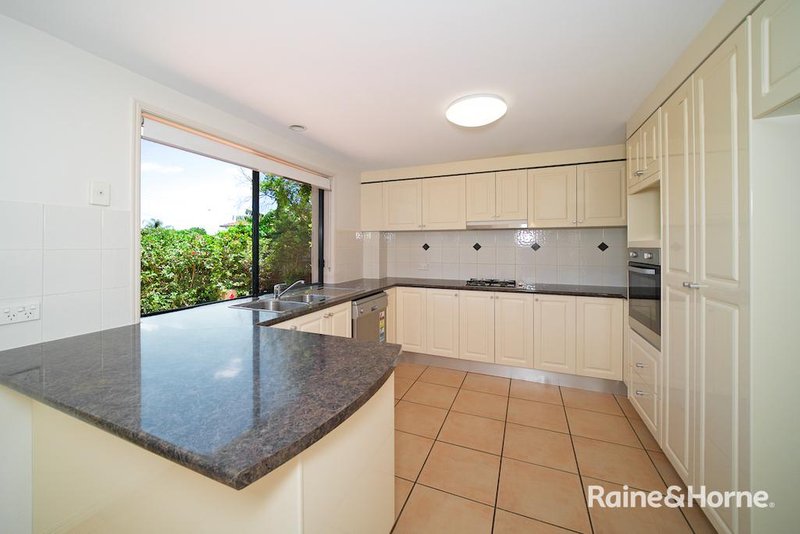 Photo - 15/588 Musgrave Road, Robertson QLD 4109 - Image 4