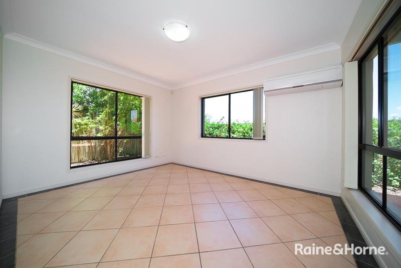 Photo - 15/588 Musgrave Road, Robertson QLD 4109 - Image 6