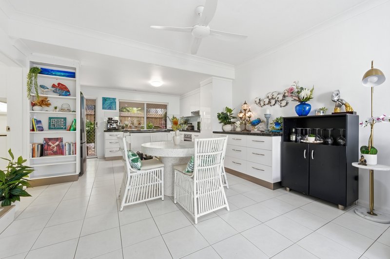 Photo - 15/59-61 Vasey Esplanade, Trinity Beach QLD 4879 - Image 2