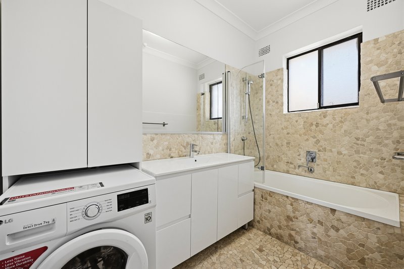 Photo - 15/6-8 Hercules Road, Brighton-Le-Sands NSW 2216 - Image 4