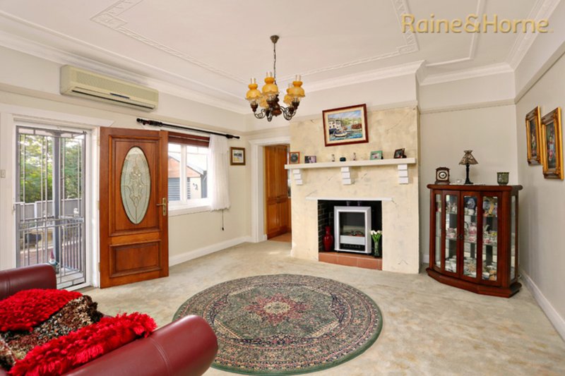 Photo - 156 Adelaide Street, St Marys NSW 2760 - Image 3