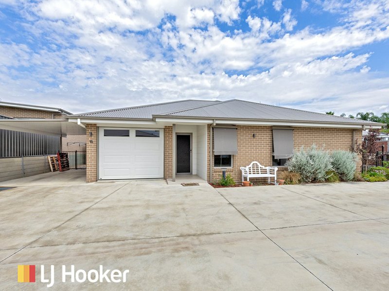 Photo - 15/6 Ainslie Place, Hillvue NSW 2340 - Image 1