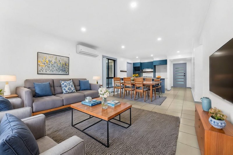 Photo - 156 Alawoona Street, Redbank Plains QLD 4301 - Image 3
