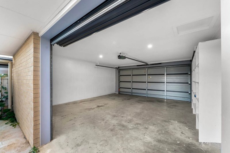 Photo - 156 Alawoona Street, Redbank Plains QLD 4301 - Image 13