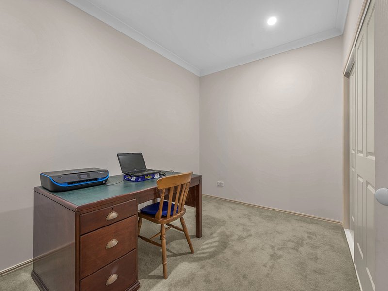 Photo - 156 Bangalow Street, Bridgeman Downs QLD 4035 - Image 13