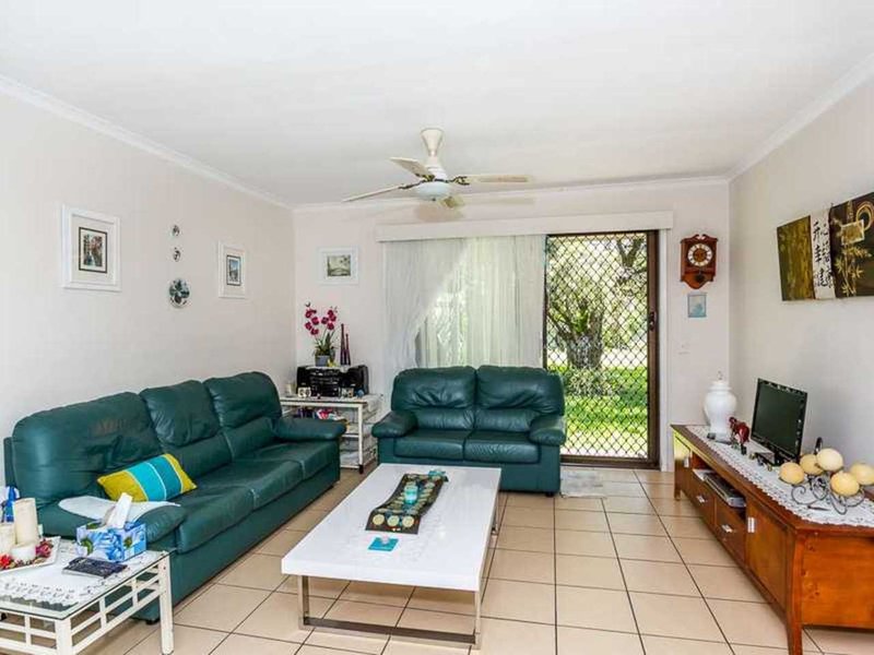 Photo - 1/56 Botanical Drive, Labrador QLD 4215 - Image 5