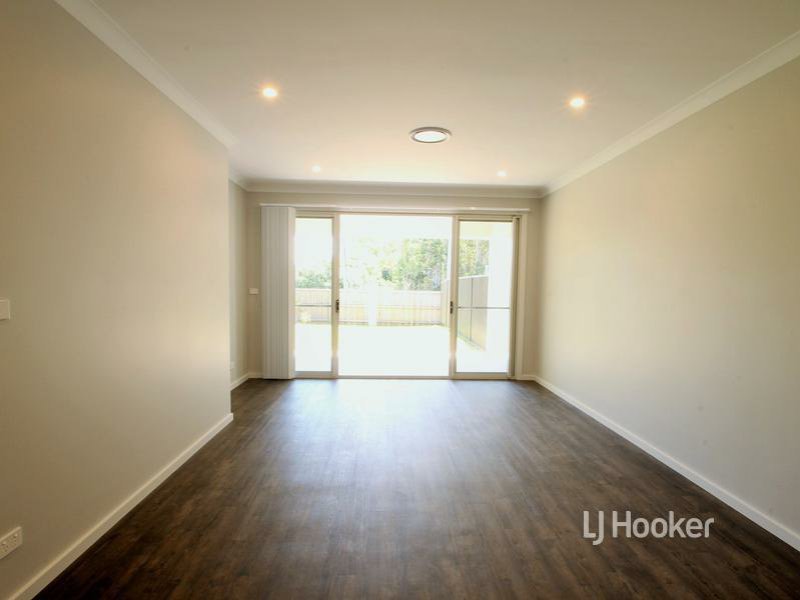 Photo - 1/56 Bowerbird Street, South Nowra NSW 2541 - Image 4