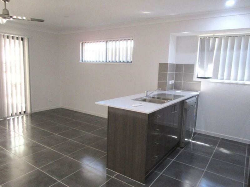 Photo - 1/56 Brookfield Street, Pimpama QLD 4209 - Image 3