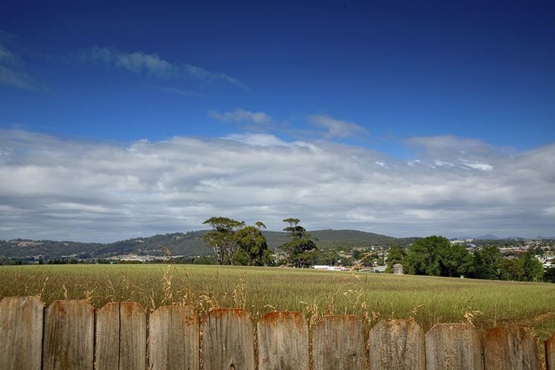 Photo - 156 Caroline Street, East Devonport TAS 7310 - Image 12