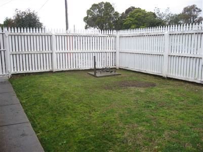 Photo - 1/56 Ernest Street, Bell Post Hill VIC 3215 - Image 10