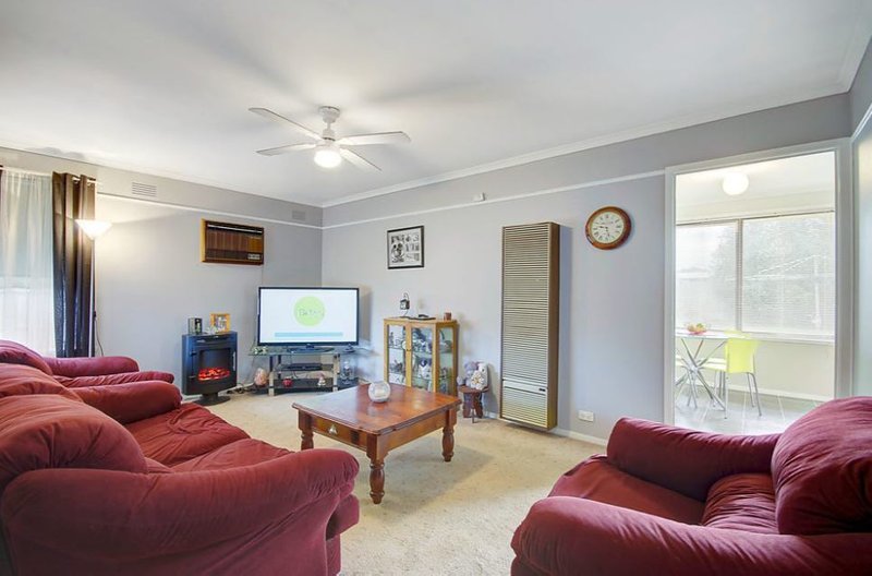 Photo - 156 Goldsworthy Road, Corio VIC 3214 - Image 5