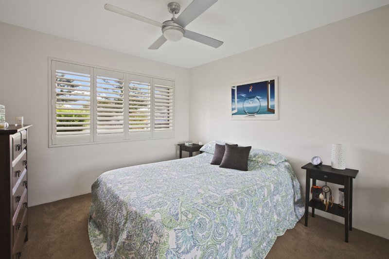 Photo - 1/56 Golf Avenue, Mona Vale NSW 2103 - Image 3