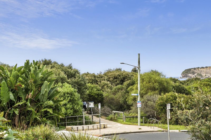 Photo - 1/56 Golf Avenue, Mona Vale NSW 2103 - Image 10