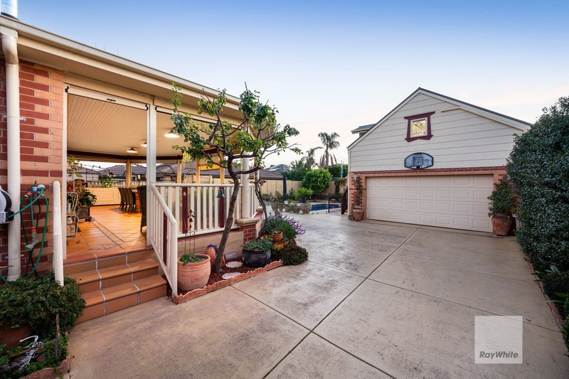 Photo - 156 Greenvale Drive, Greenvale VIC 3059 - Image 5