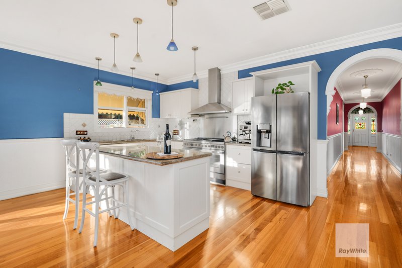 Photo - 156 Greenvale Drive, Greenvale VIC 3059 - Image 16
