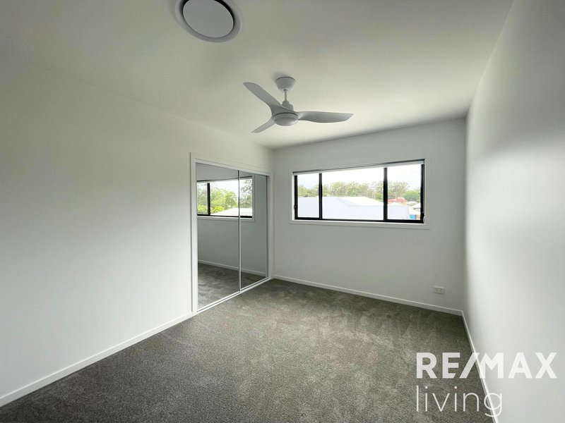 Photo - 1/56 Hamilton Road, Woodford QLD 4514 - Image 5