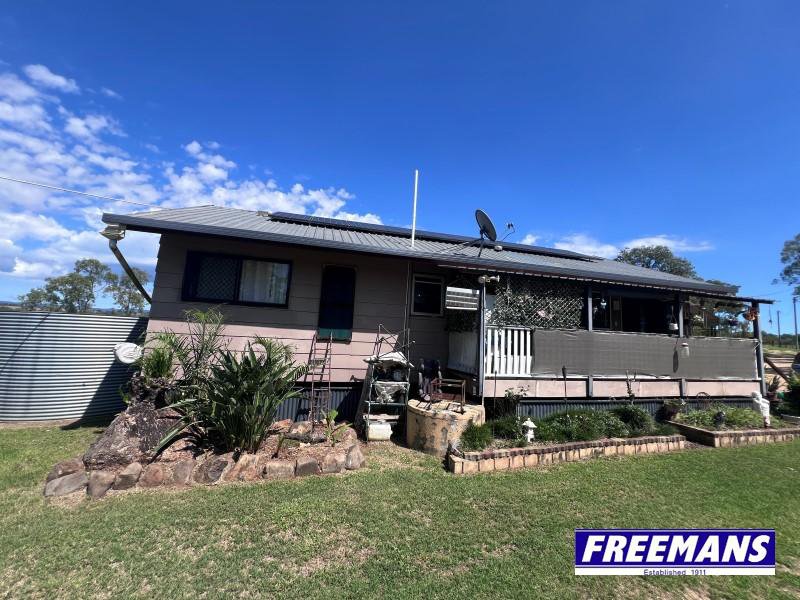 Photo - 156 Lilian Avenue, Ellesmere QLD 4610 - Image 3
