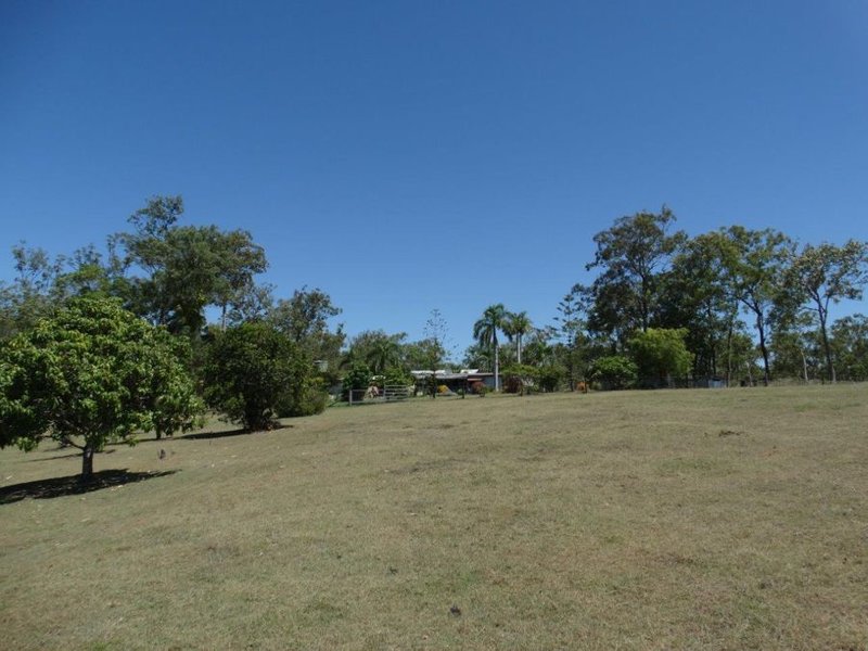 Photo - 156 Moolyung Road, Waterloo QLD 4673 - Image 10