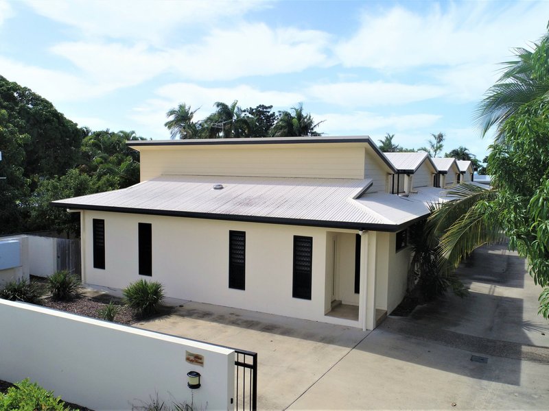 Photo - 1/56 Murroona Street, Bowen QLD 4805 - Image 4