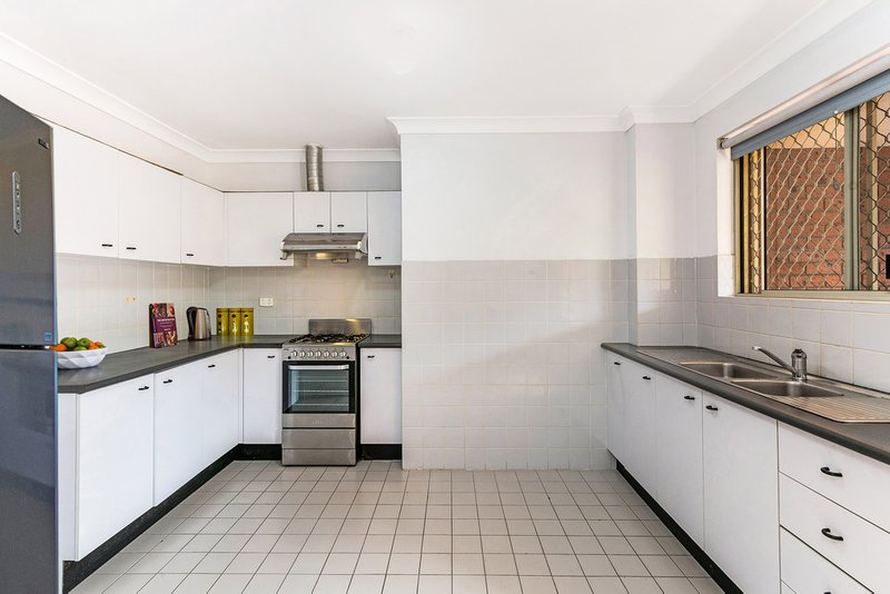 Photo - 15/6 Myrtle Road, Bankstown NSW 2200 - Image 3