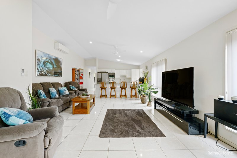 Photo - 1/56 Newcastle Drive, Pottsville NSW 2489 - Image 4