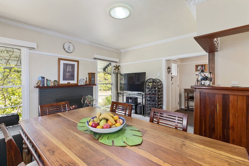 Photo - 156 Railway Avenue, Ringwood East VIC 3135 - Image 3