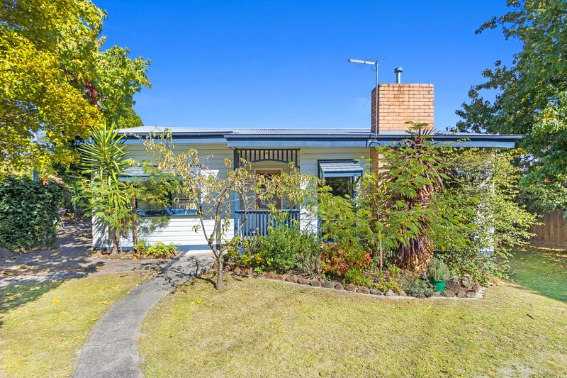 Photo - 156 Railway Avenue, Ringwood East VIC 3135 - Image 4