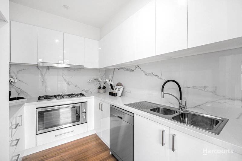 Photo - 1/561 Boronia Road, Wantirna VIC 3152 - Image 5